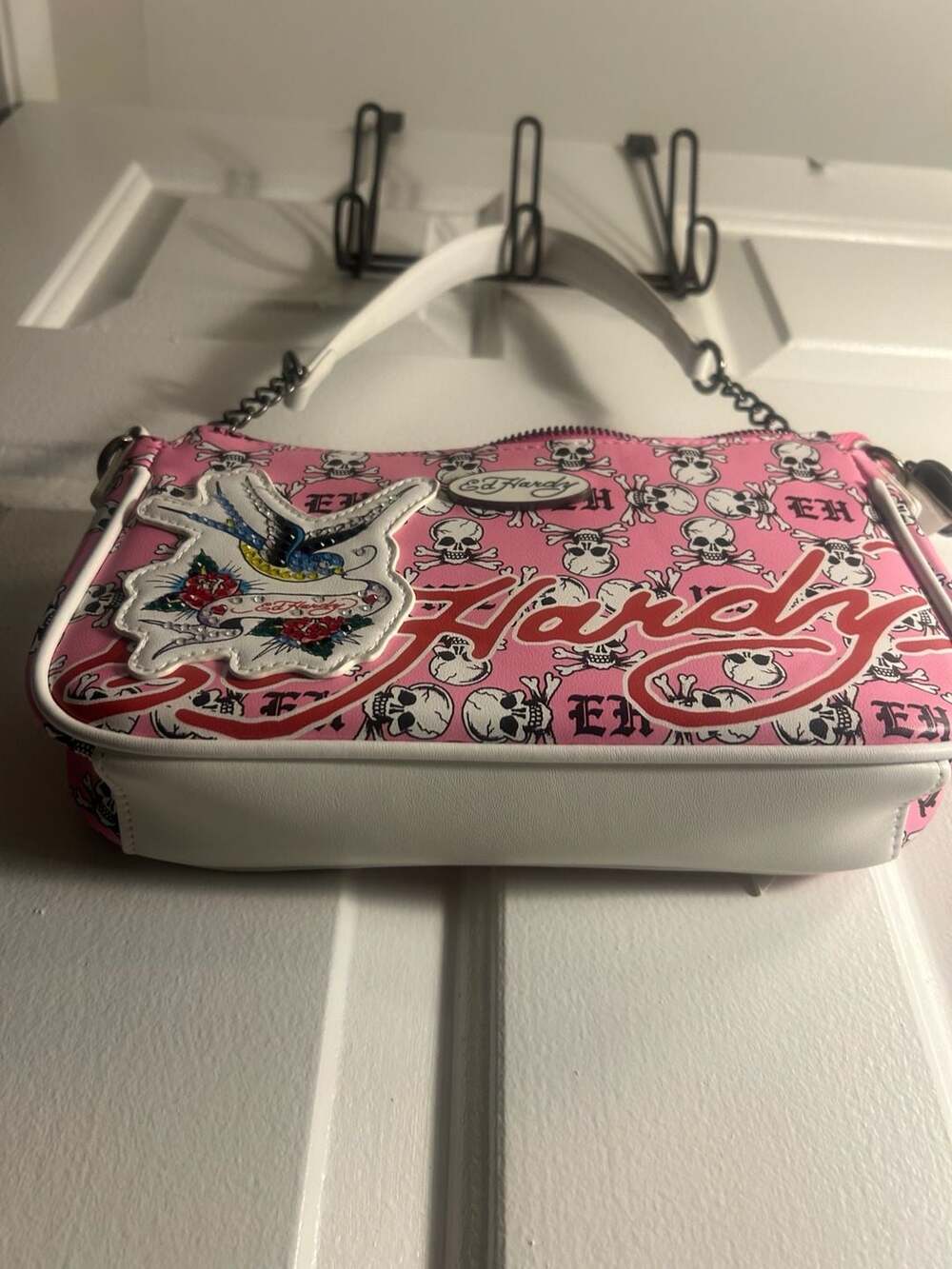 Ed Hardy Pink Skull and Bird Print Y2K Shoulder Bag with Chain Strap - Picture 3 of 5